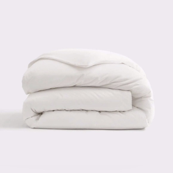 Quince Classic Organic Percale King Duvet Cover in White - Picture 1 of 6